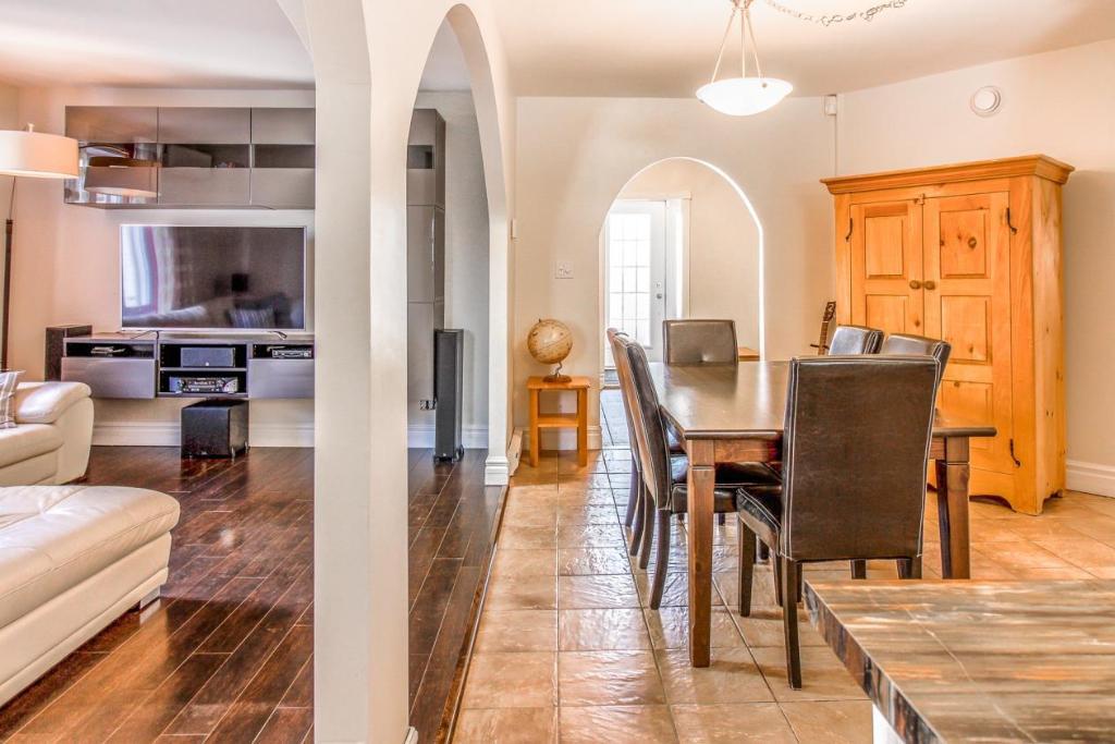 🌟 Grand 4 ½ lumineux TOUT INCLUS avec cour privée et stationnement – Disponible le 1er juillet | 3292682