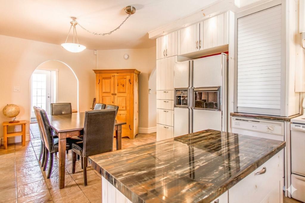 🌟 Grand 4 ½ lumineux TOUT INCLUS avec cour privée et stationnement – Disponible le 1er juillet | 3292682