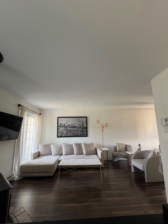 Condo à louer | 3292724