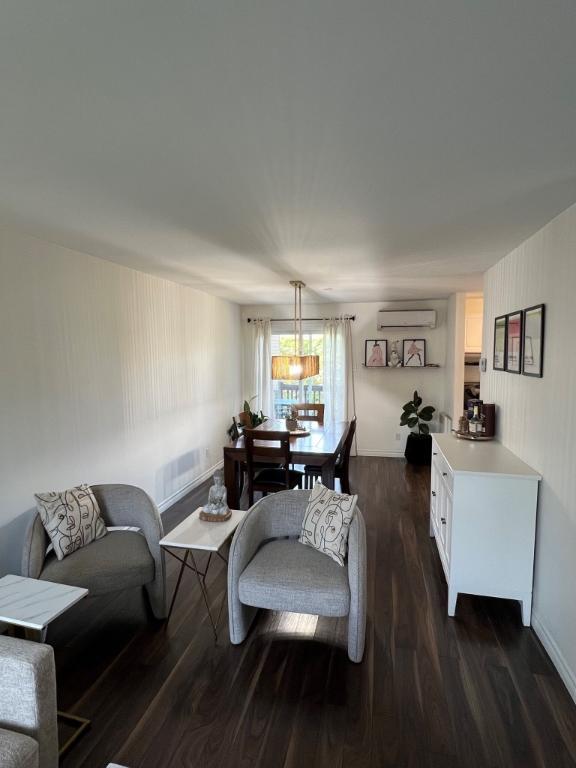 Condo à louer | 3292724