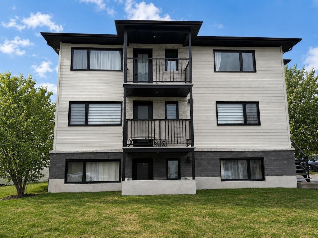 Superbe appartement 4 1/2 style condo à louer dans un secteur recherché de Blainville. 2 chambres, 1 Salle de bain. | 3292733