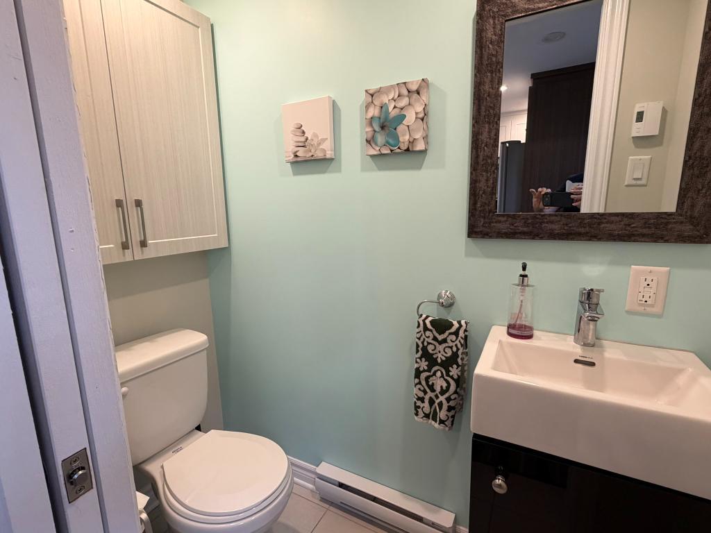 CENTRE VILLE MEUBLÉ, ÉQUIPÉ, TOUT INCLUS 3 1/2 | 3292777