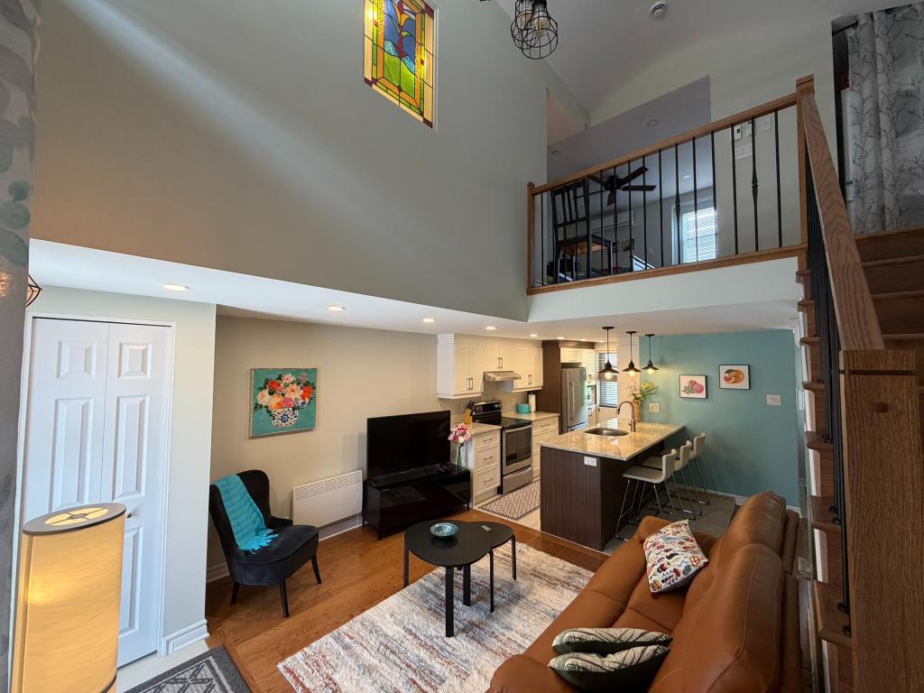 Walk To Parliament 3 1/2 FURNISHED, EQUPPED, ALL INCLUDED | 3292778