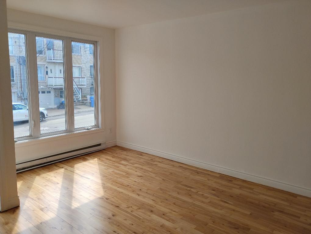 5 et demi avec garage et cour prive | 3292784