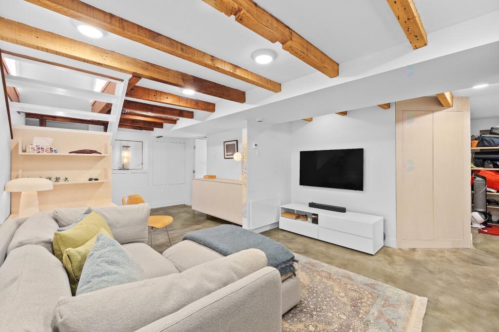 Splendide bas de duplex entièrement rénové à aire ouverte – 3 CAC + bureau avec sous-sol et terrasse | Au cœur de NDG (chauffage inclus) | 3292837