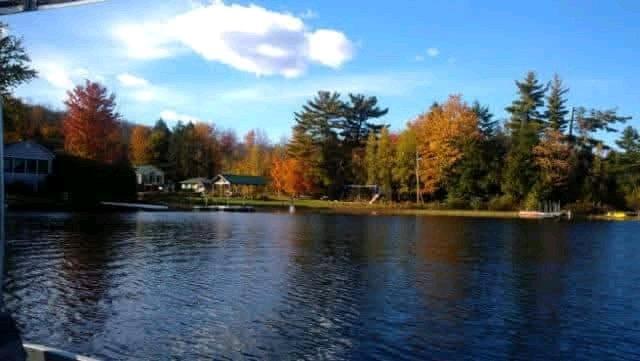 🌲 Mon Oasis de Paix | 31 nuits et + | Rabais | Kayak, pédalo, plages privées Chalet à louer Magog-Orford | 3292892