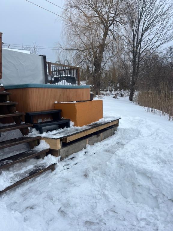 Chalet au bord de L'eau | 3292893