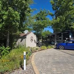 Propriétaire de votre terrain dans un très beau camping ressort | 3292933