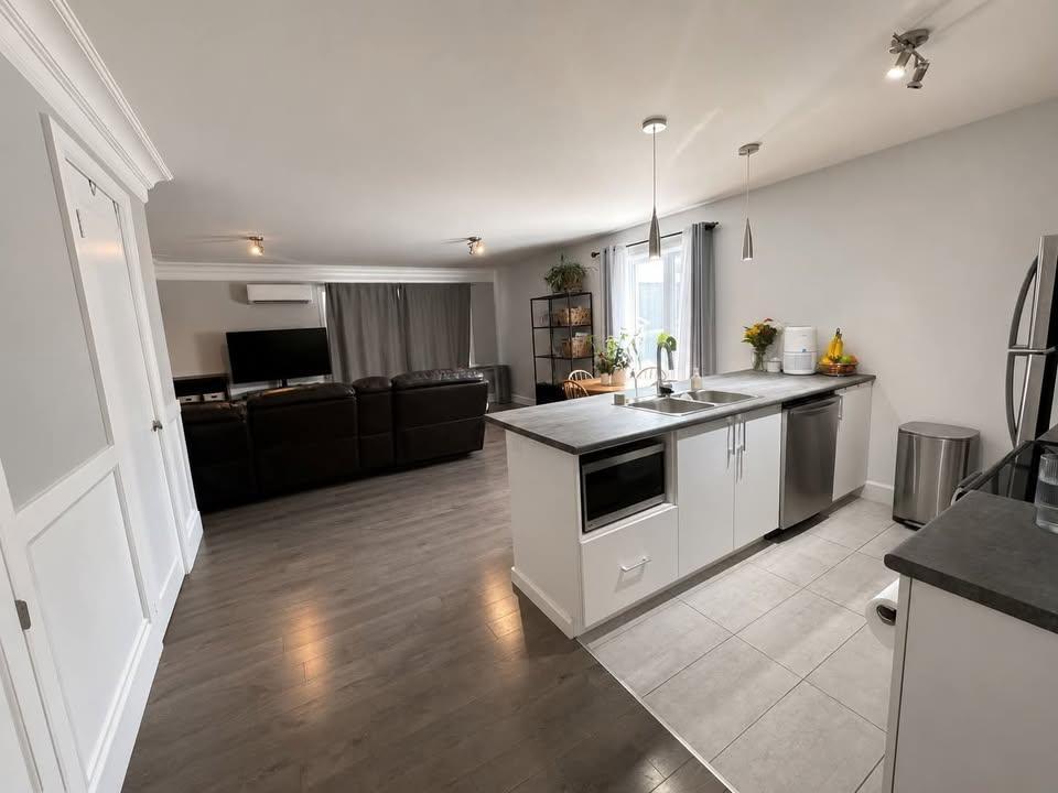 Grand 4½ à louer - Secteur Fleurimont (près du CHUS) 1er août | 3293668