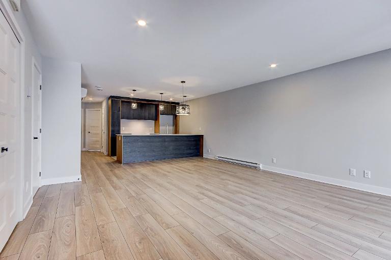 2 CH - 1 SDB - Granby - $1,600 /mo | 3294172
