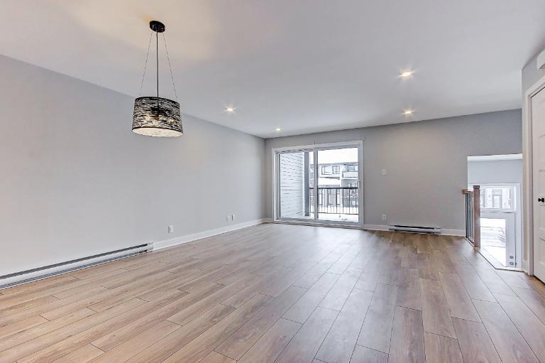 2 CH - 1 SDB - Granby - $1,600 /mo | 3294172