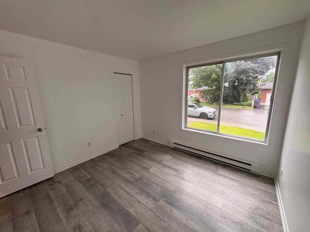 5 1/2 + sous-sol à louer | 3294216