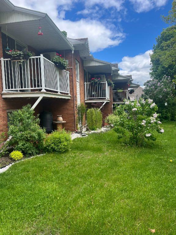 À louer Maison de ville au centre-ville de Victoriaville | 3294338