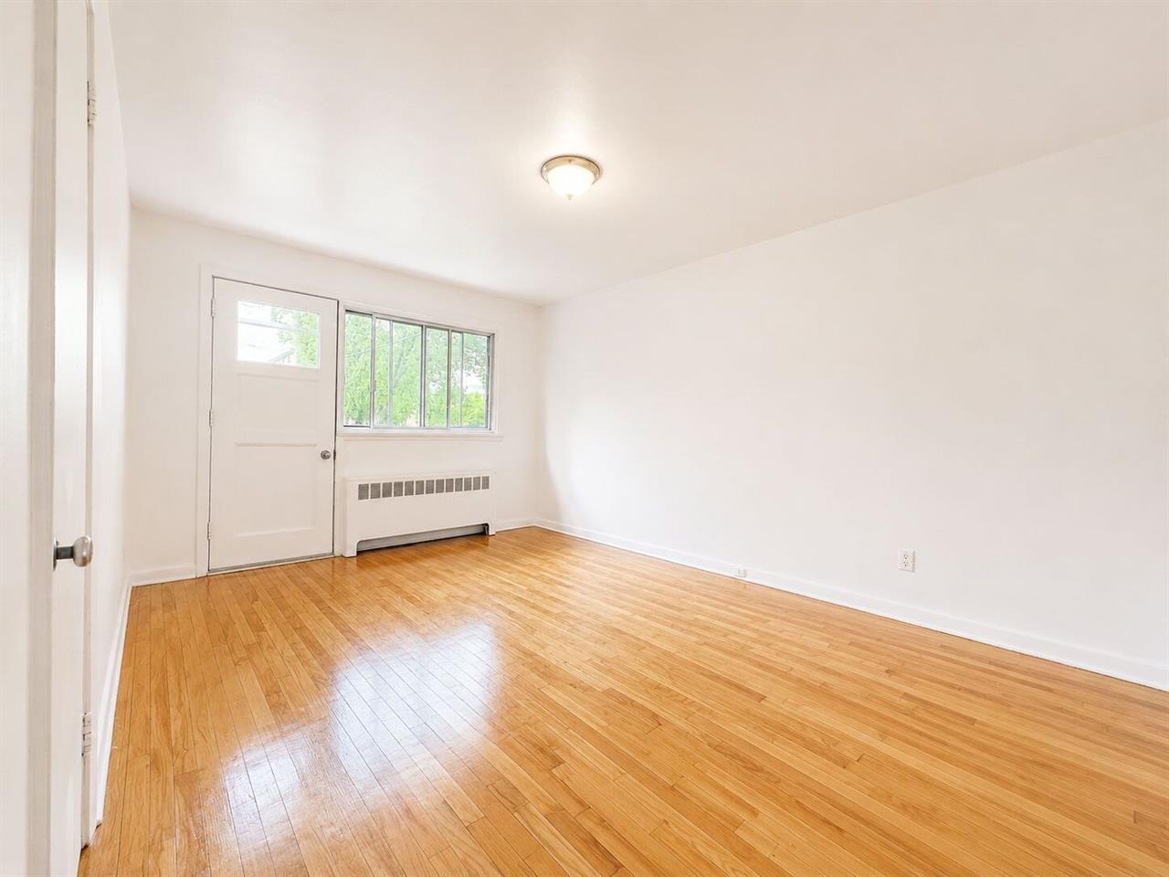 2 CH - 1 SDB - Montréal - $1,450 /mo | 3295145