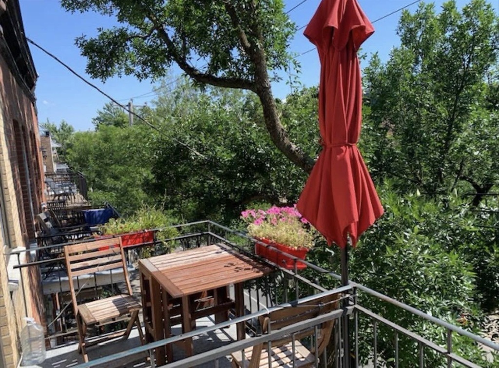 Rosemont - ENSOLEILLÉ- 3e étage -charme | 3295161