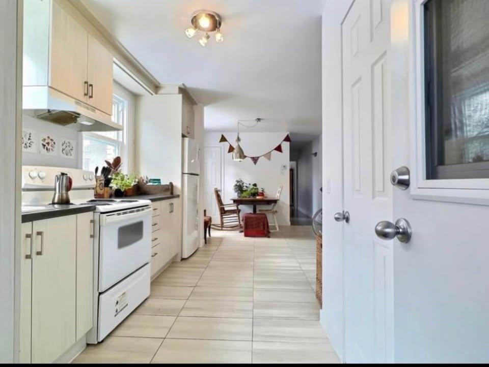 3 1/2 Lumineux Vieux Limoilou | 3311416