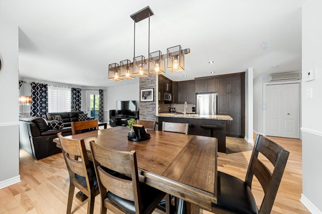 UN PETIT BIJOU! Situé dans le prestigieux- 4-1-2-Condo à louer | 3295215