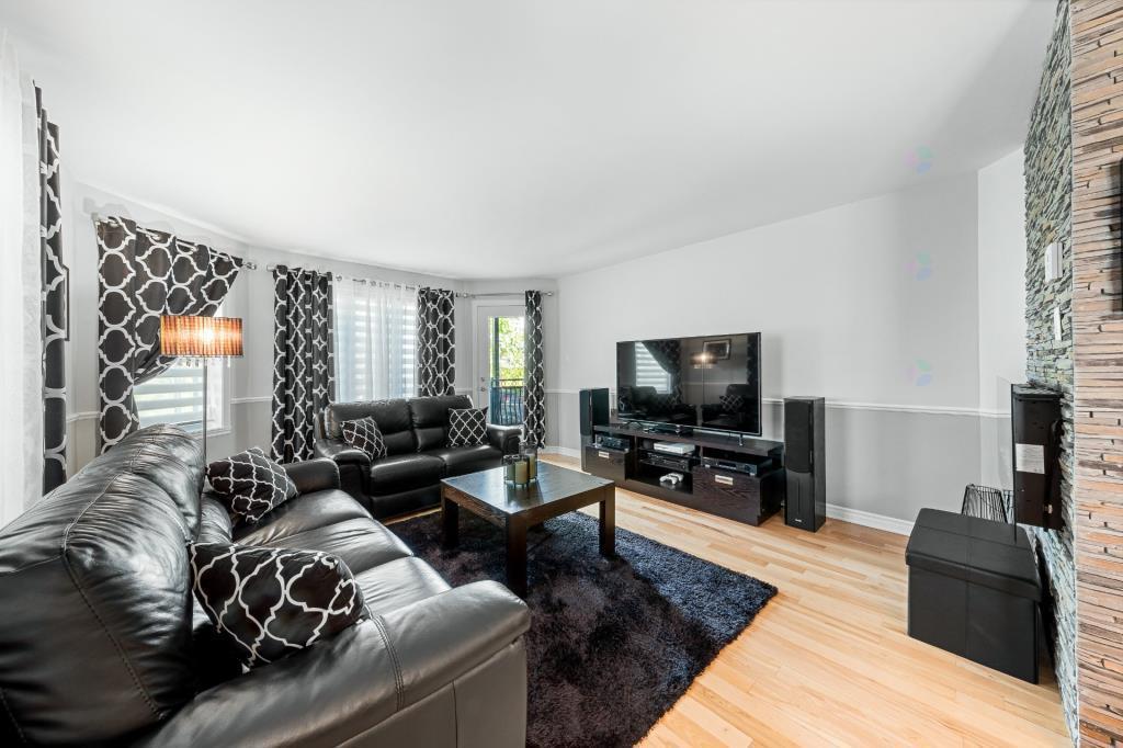 UN PETIT BIJOU! Situé dans le prestigieux- 4-1-2-Condo à louer | 3295215