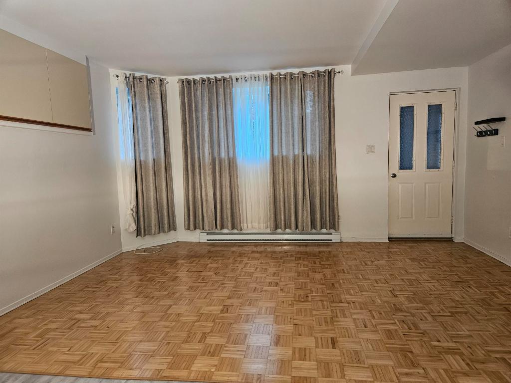 A louer 3½ Rénové, vieux Longueuil | 3295220