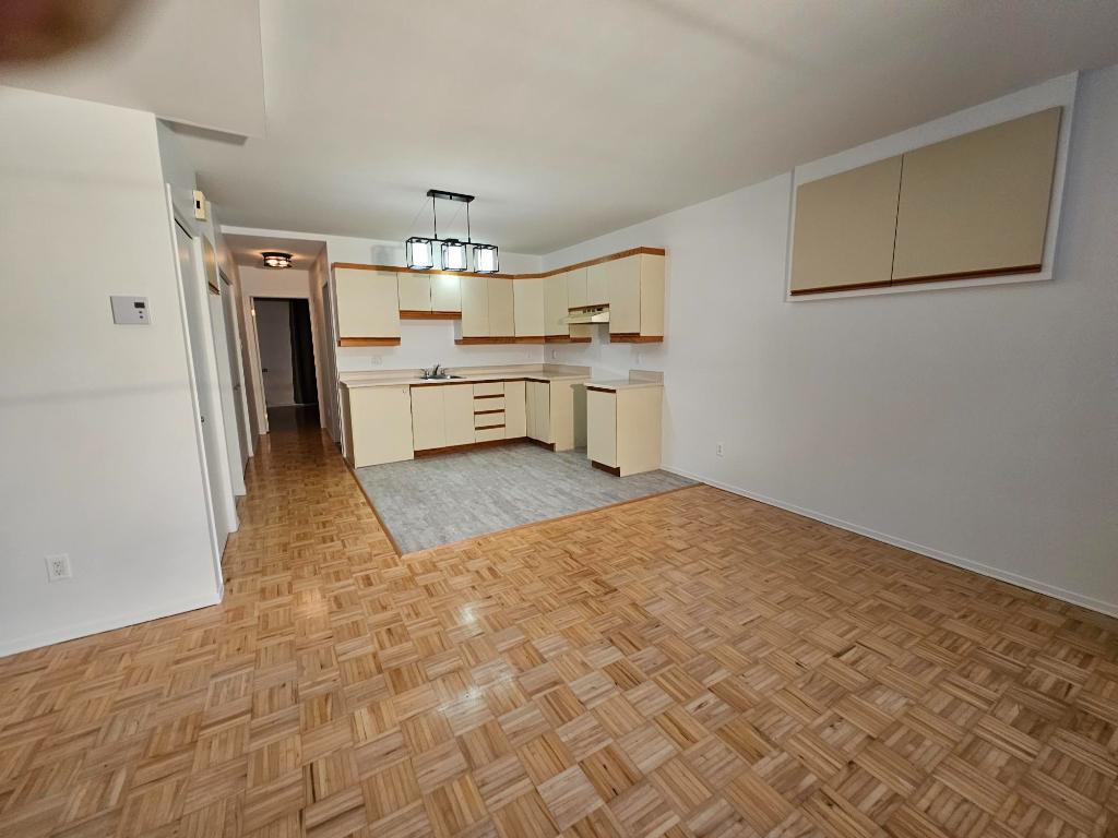 A louer 3½ Rénové, vieux Longueuil | 3295220