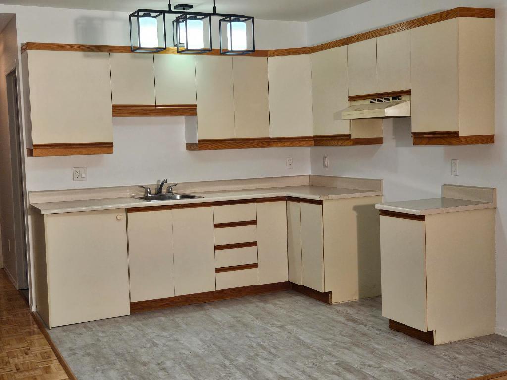 A louer 3½ Rénové, vieux Longueuil | 3295220