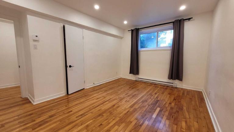 GRAND 3 1/2 - 3485 ELLENDALE - RECEMMENT RENOVE | 3295264