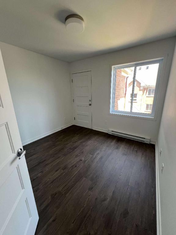 Grand 4 1/2 à Mascouche avec 2 parking sous-terrain et droits aux animaux | 3295328
