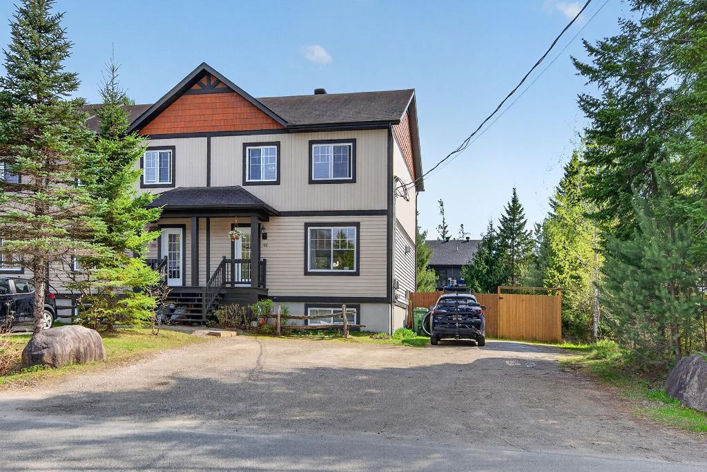 Belle maison de ville à louer Mont-Tremblant - long terme | 3295332