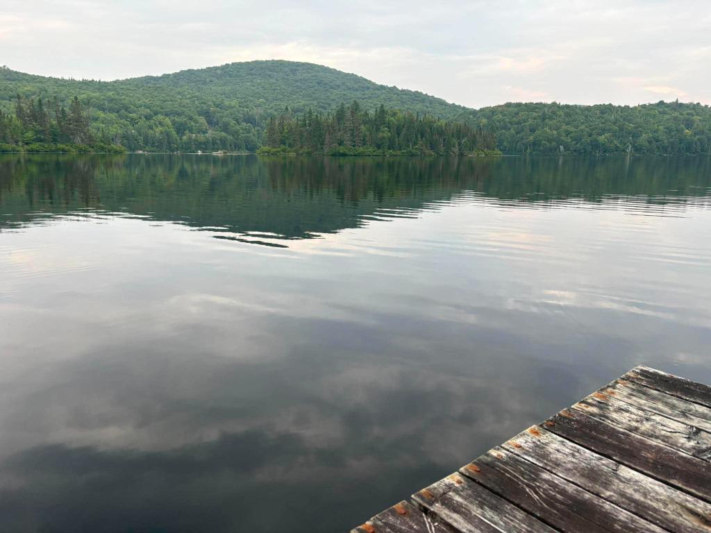 Chalet à louer de 3 chambres et 2 salles de bain avec accès au lac (location saisonnière) | 3295334