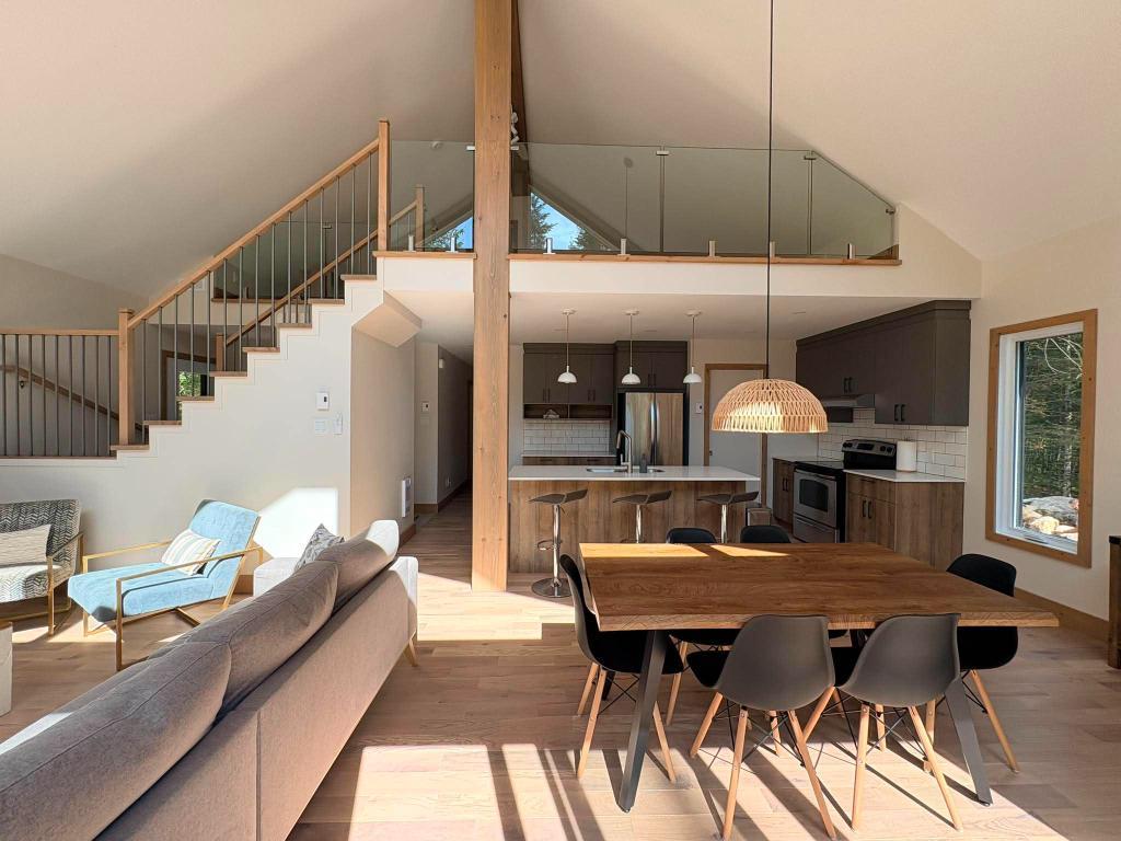 Chalet à louer de 3 chambres et 2 salles de bain avec accès au lac (location saisonnière) | 3295334