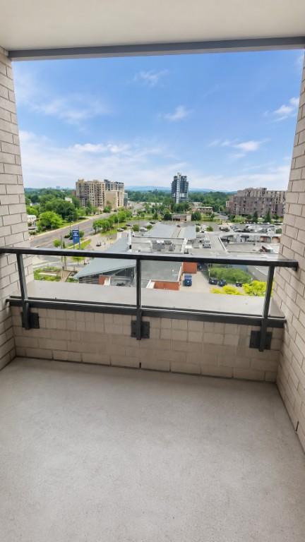 Condo locatif — 4½ neuf, jamais habité — Piscine sur le toit — Au pied du métro Cartier, Laval | 3295628