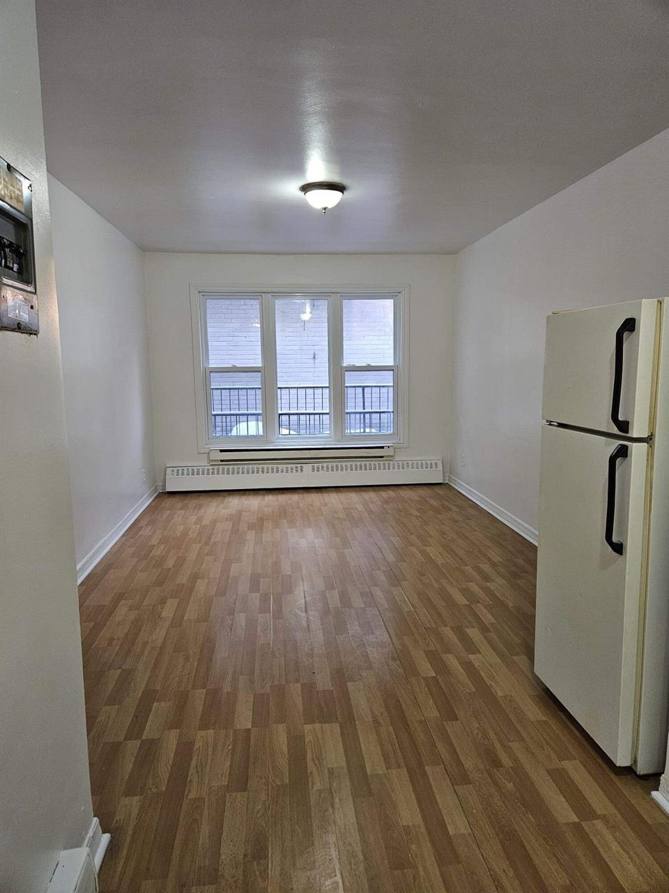 1 CH - 1 SDB - Montréal - $1,145 /mo | 3295975