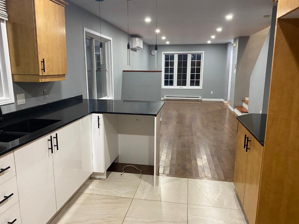 Appartement de 2 chambres et 1 salle de bain à louer | 3296635