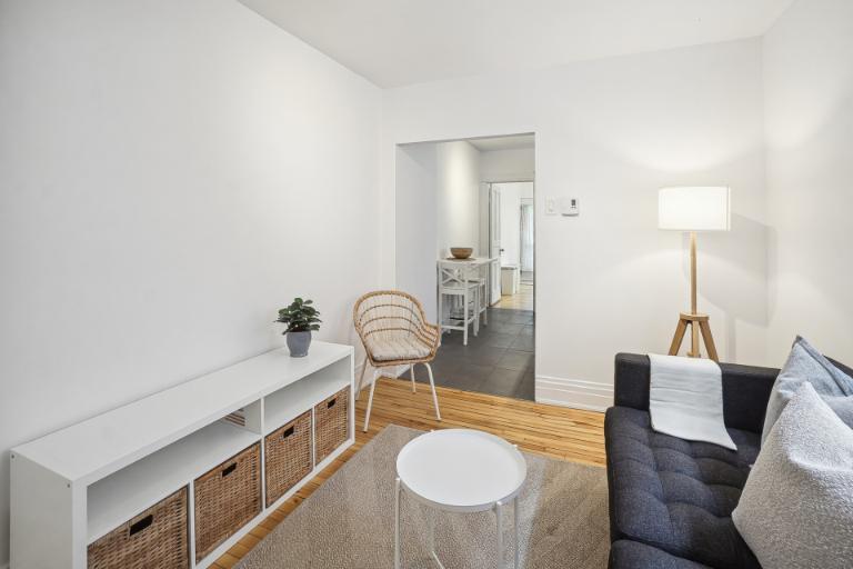 4 1/2 - Montréal - 2 275 $/mois | 3296642