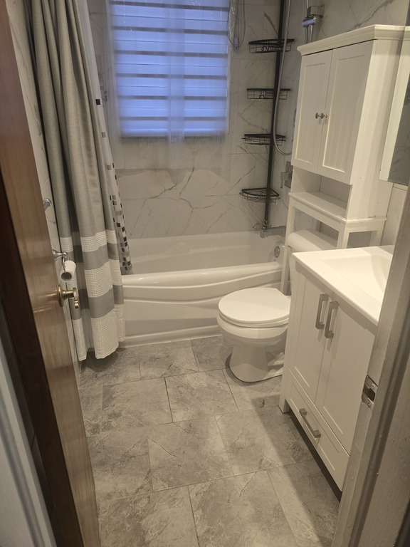 Appartement à Louer - 4 1/2 -Disponible | 3267309
