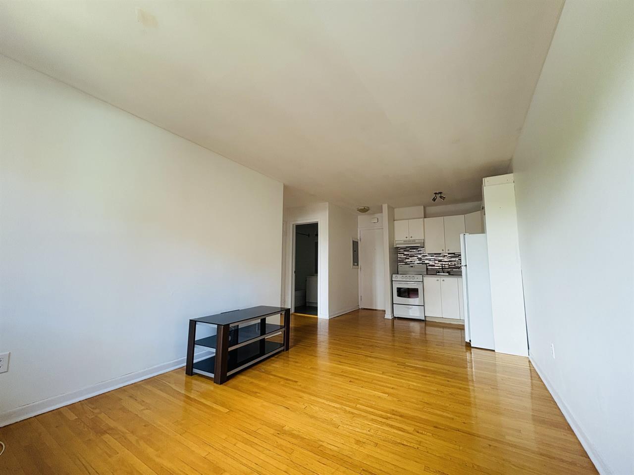 Châtelets Appartements Appartement 3 ½ à Louer Sainte-Foy / Sillery Juillet 2026 | 3297117