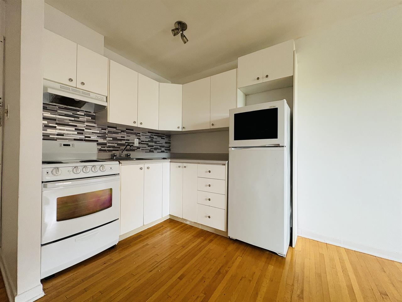 Châtelets Appartements Appartement 3 ½ à Louer Sainte-Foy / Sillery Juillet 2026 | 3297117