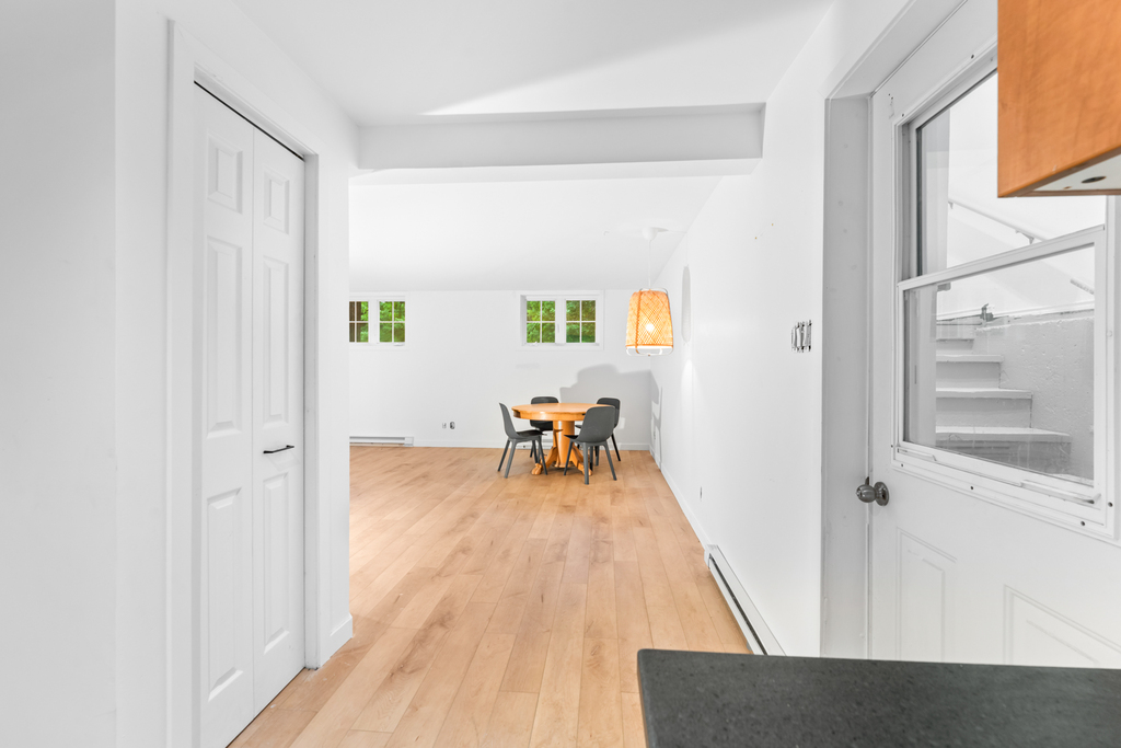 3½ Tout RÉNOVÉ à Louer – Sainte-Sophie | 3297124