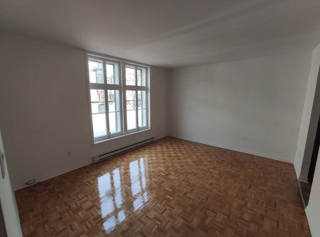 4 ½, 2 Chambres, Centre-sud, Près UQAM | 3297135