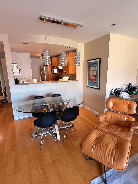 Condo au centre-ville | 3297210