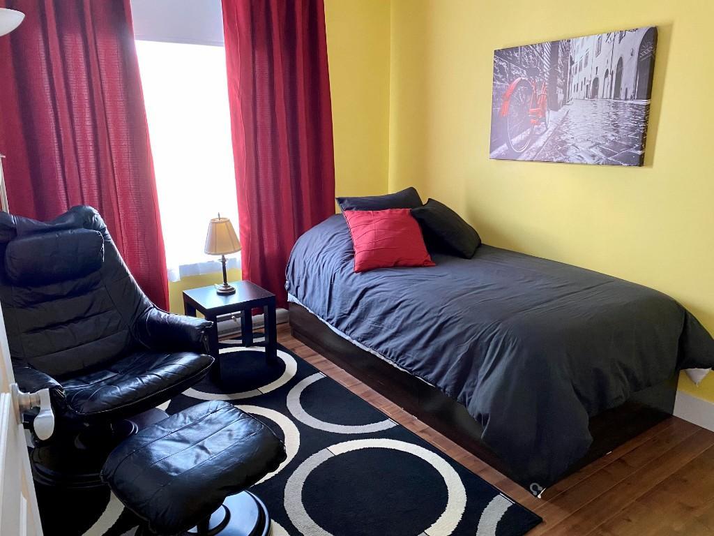 MAGNIFIQUE CONDO CLÉ EN MAIN | 3297211
