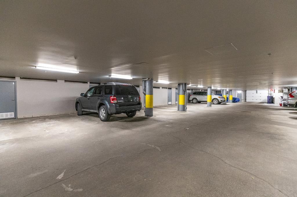 Condo 3 1/2 offrant un ambiance chaleureuse, courte et longue durée. | 3297365