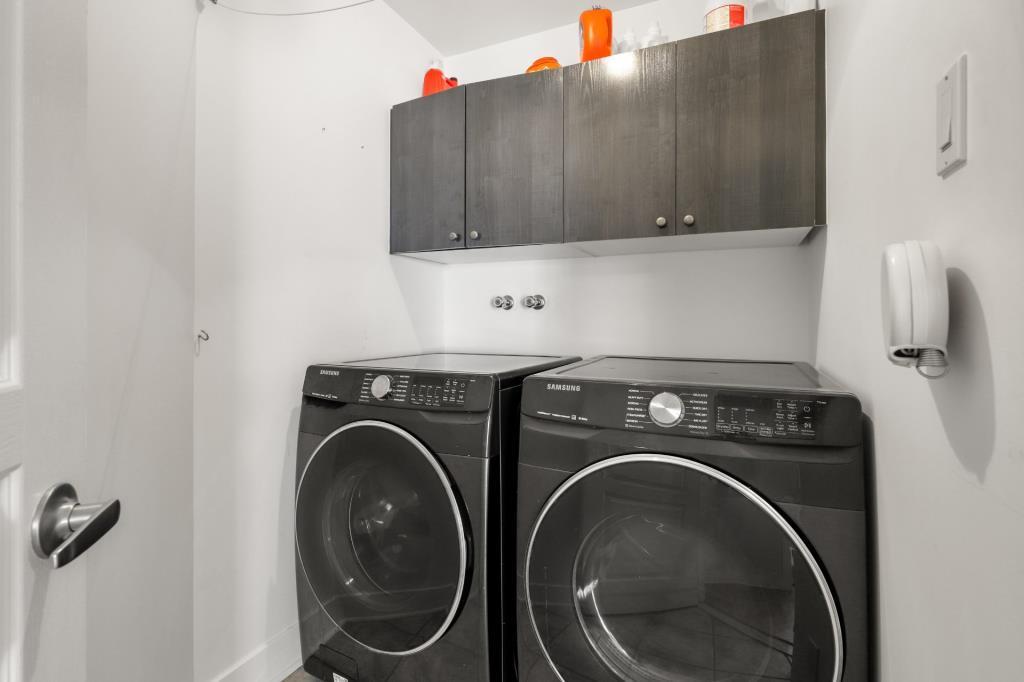 Condo 3 1/2 offrant un ambiance chaleureuse, courte et longue durée. | 3297365