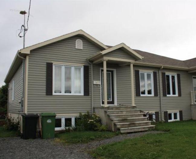 Bungalow - jumelé à louer | 3297407