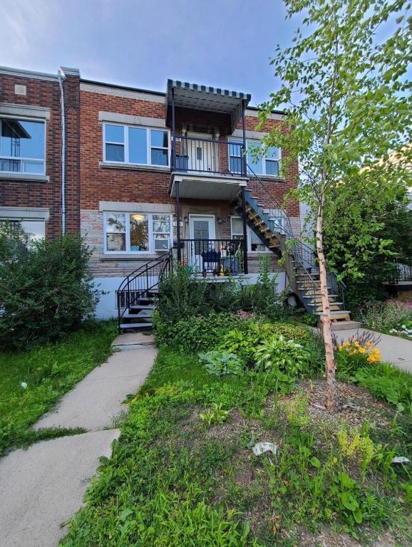 🏡 Cession de bail – 2 Chambres • 1700 pi² • Sous-sol habitable • Cour arrière • Wifi inclus • Chiens acceptés 🐶• Métro Monk/Jolicoeur • 1 900 $ | 3297422