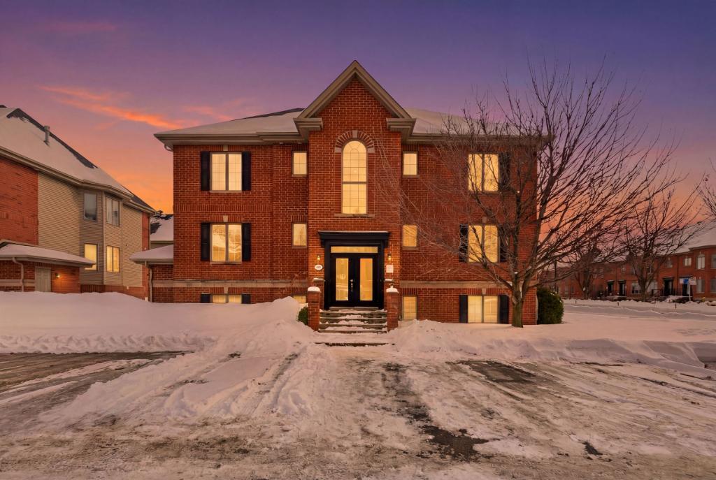 Grand condo 4 1/2 à louer à Ste-Dorothée, laval disponible le 24 juillet | 3297430