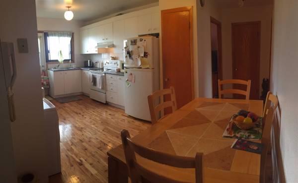 Beau 4 1/2 au 1er étage | 3297555