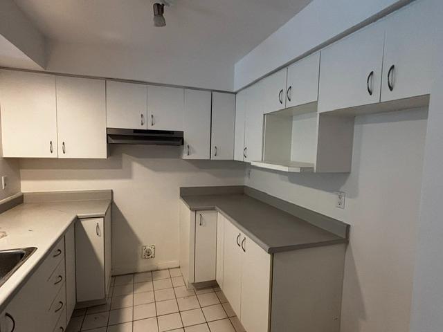 Condo à louer à Boucherville dans un jardin avec piscine! | 3297572