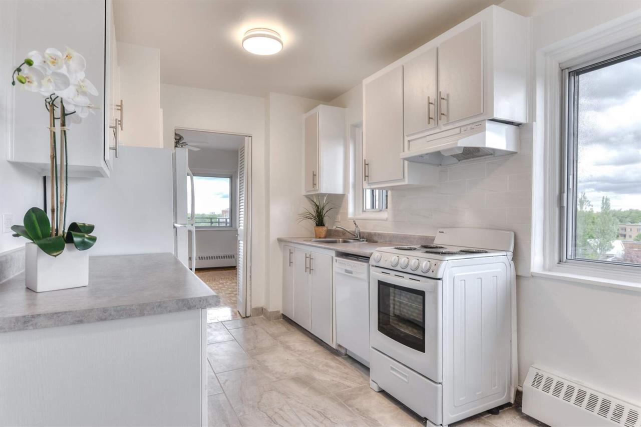 Beautiful 1 Bedroom Apartment - Near Cote Vertu Station Subway - 1150 Côte-Vertu, Montréal | 3297643