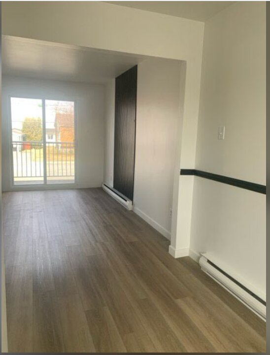 1 CH - 1 SDB - Saint-Césaire - $1,300 /mo | 3297733
